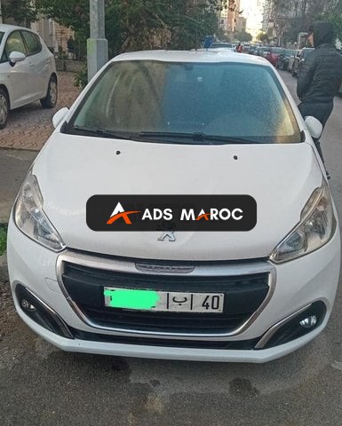 Peugeot 208 Diesel Manuelle 2018 à Tanger