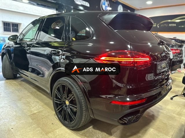 Porsche Cayenne édition platinium sport design