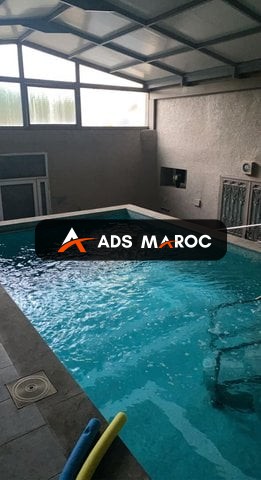 Villa 575m2 commercial jardin et piscine Amrchich