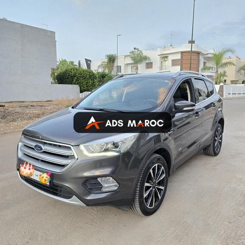 FORD KUGA TITANIUM AUTOMATIQUE