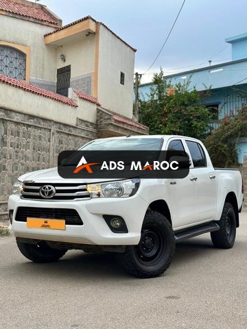 Toyota Hilux Double Cabine - DERKAOUI AUTO