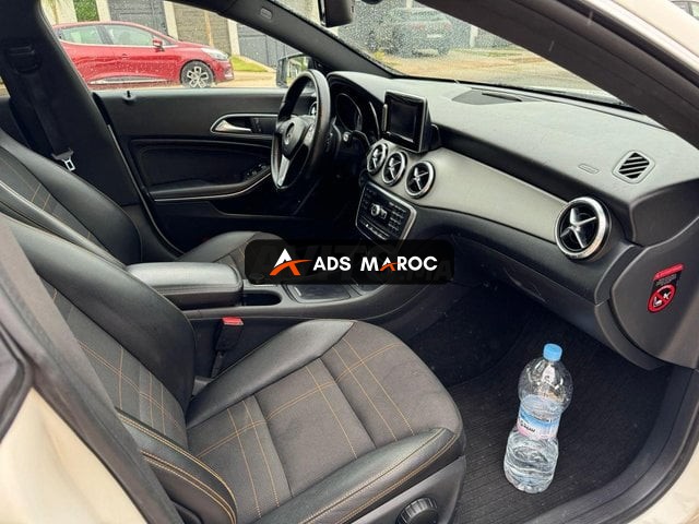 Mercedes CLA 220 AMG