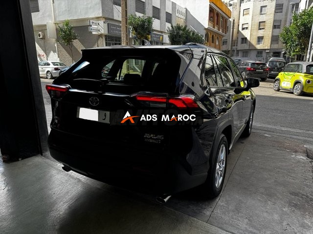 Toyota RAV 4 Hybride Automatique 2020 à Casablanca