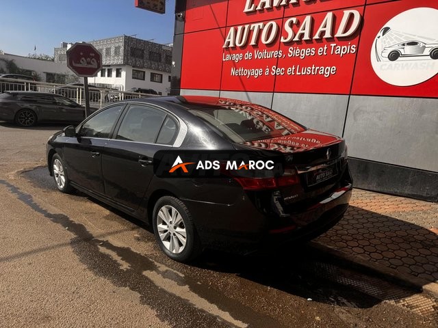 Renault Latitude Diesel Manuelle 2012 à Casablanca