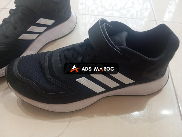 chaussure adidas originale d'occasion taille 40