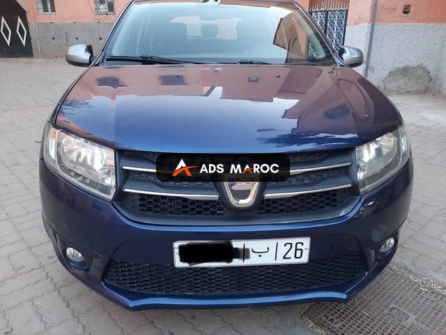 Dacia Sandero premiere main diesel