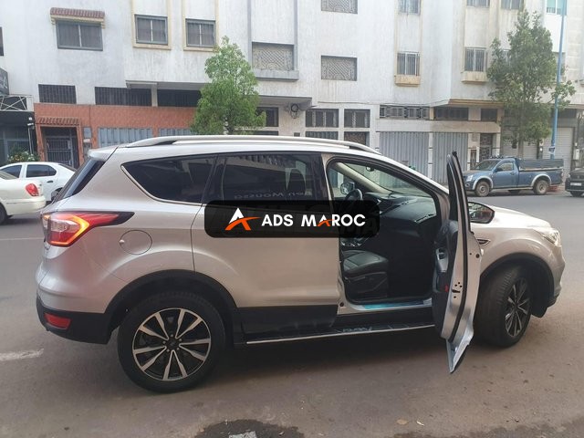 Ford kuga titanium