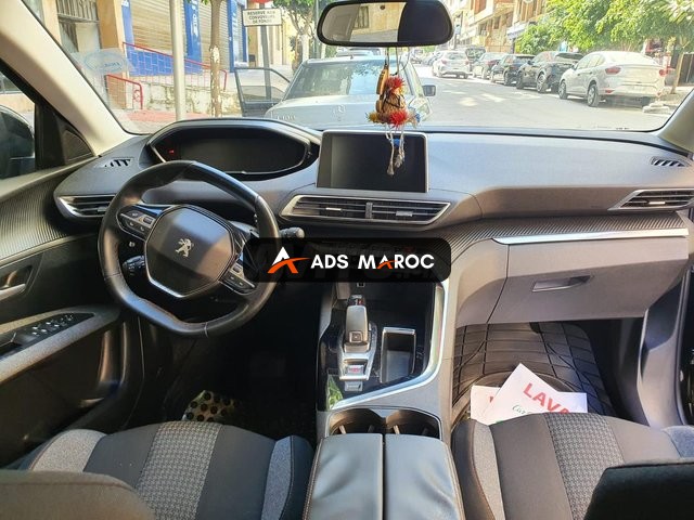 Peugeot 3008 Diesel Automatique 2018 à Tanger